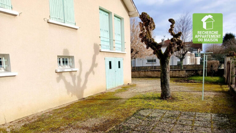 Photo du bien immobilier ancien Maison Cessieu au coeur du village