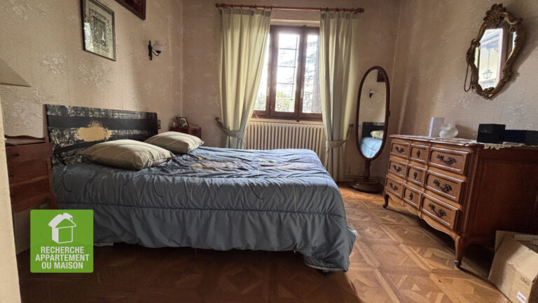Photo du bien immobilier ancien Maison 4 pièces Chozeau avec superbe terrain