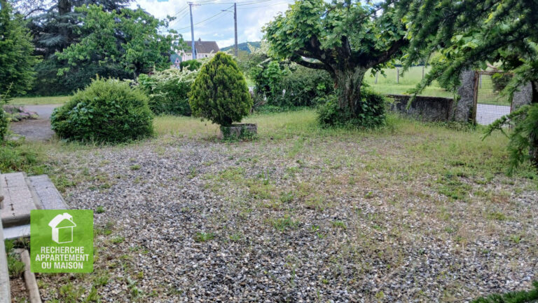 Photo du bien immobilier ancien Maison 4 pièces Chozeau avec superbe terrain