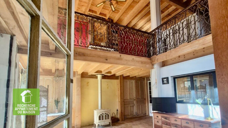 Photo du bien immobilier ancien Maison Les Avenieres Veyrins Thuellin 200m2