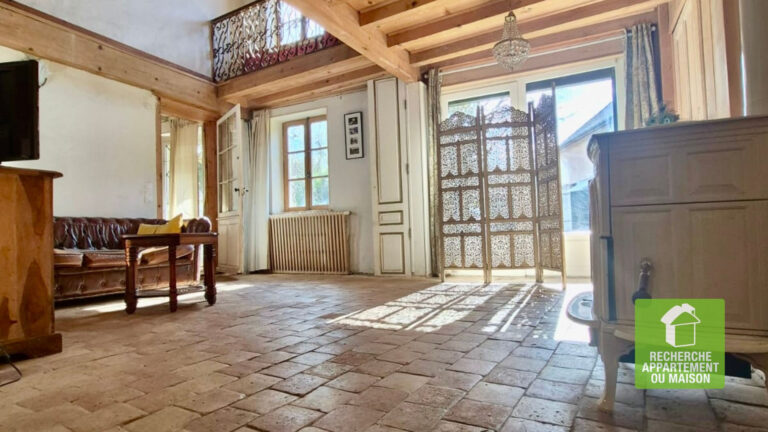 Photo du bien immobilier ancien Maison Les Avenieres Veyrins Thuellin 200m2