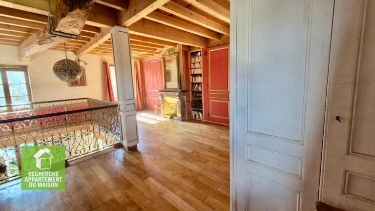 Photo du bien immobilier ancien Maison Les Avenieres Veyrins Thuellin 200m2