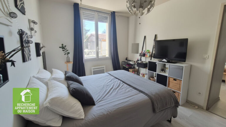 Photo du bien immobilier ancien T3 lumineux en rez-de-jardin avec terrasse et parking Chavanoz