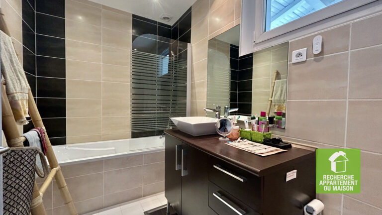 Photo du bien immobilier ancien Magnifique villa Chavanoz 180m2 avec piscine