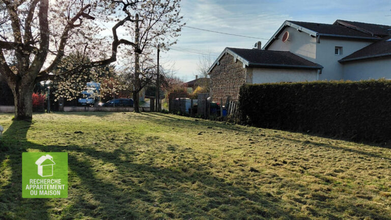 Photo du bien immobilier ancien TERRAIN 601M2 SUR LA COMMUNE DE DRUILLAT