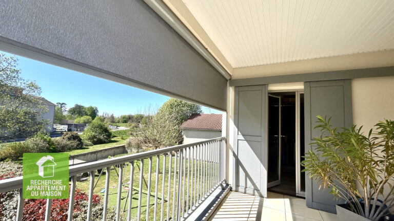 Photo du bien immobilier ancien Appartement 4 pièce(s) Crémieu