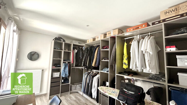 Photo du bien immobilier ancien Appartement 4 pièce(s) Crémieu