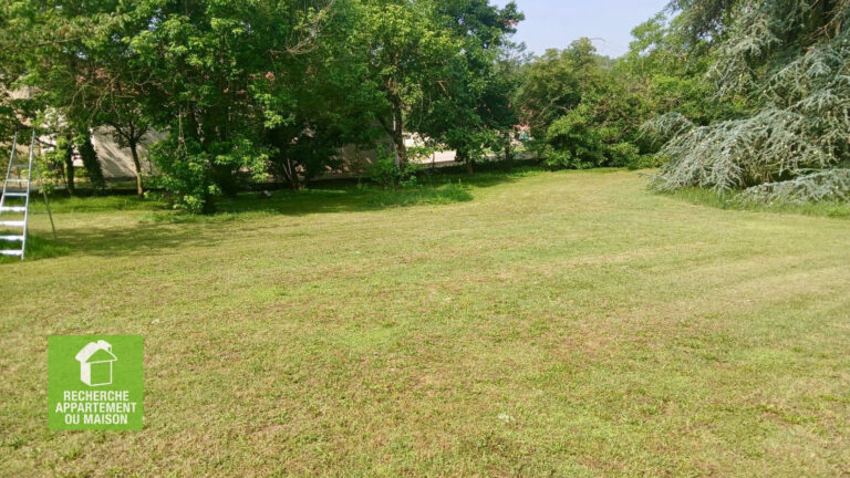 Photo du bien immobilier ancien Terrain Leyrieu 632 m2