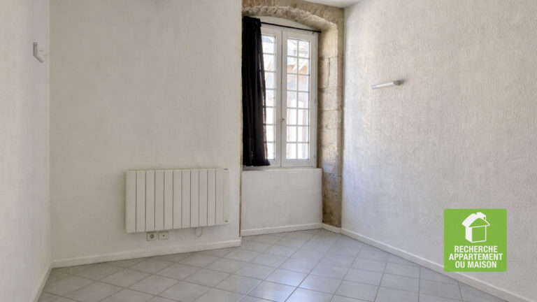 Photo du bien immobilier ancien Appartement Cremieu 2 pièce(s)