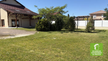 Maison Pont de Cheruy 8 pièce(s) 245 m2