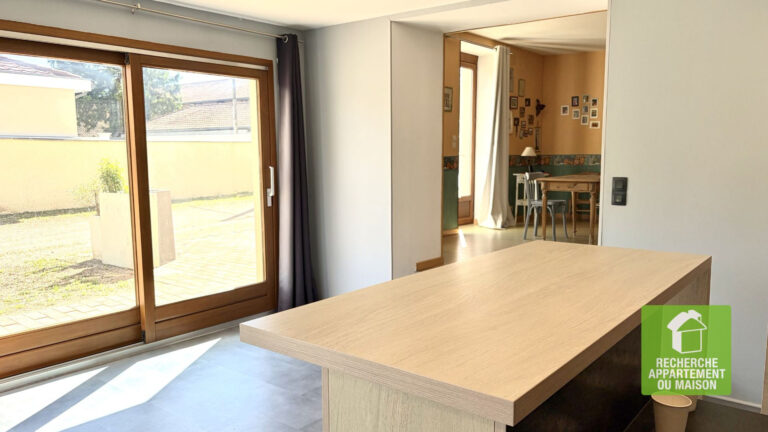 Photo du bien immobilier ancien Maison Pont de Cheruy 8 pièce(s) 245 m2
