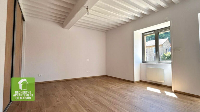Photo du bien immobilier ancien Maison en plein centre de Crémieu entièrement rénové