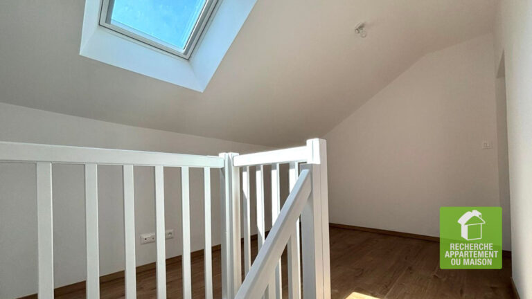 Photo du bien immobilier ancien Maison en plein centre de Crémieu entièrement rénové