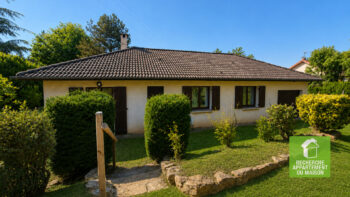 MORAS – Plain-pied 3 chambres sur 1 465 m² de terrain – Calme absolu à 5 min de Crémieu