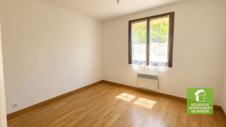 Photo du bien immobilier ancien MORAS – Plain-pied 3 chambres sur 1 465 m² de terrain – Calme absolu à 5 min de Crémieu