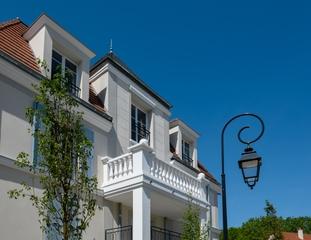 Bien neuf  : LE BLANC MESNIL A. BRIAND 17