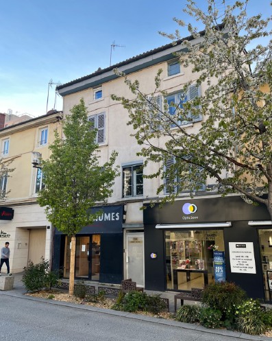Bien neuf  : 128 GRANDE RUE