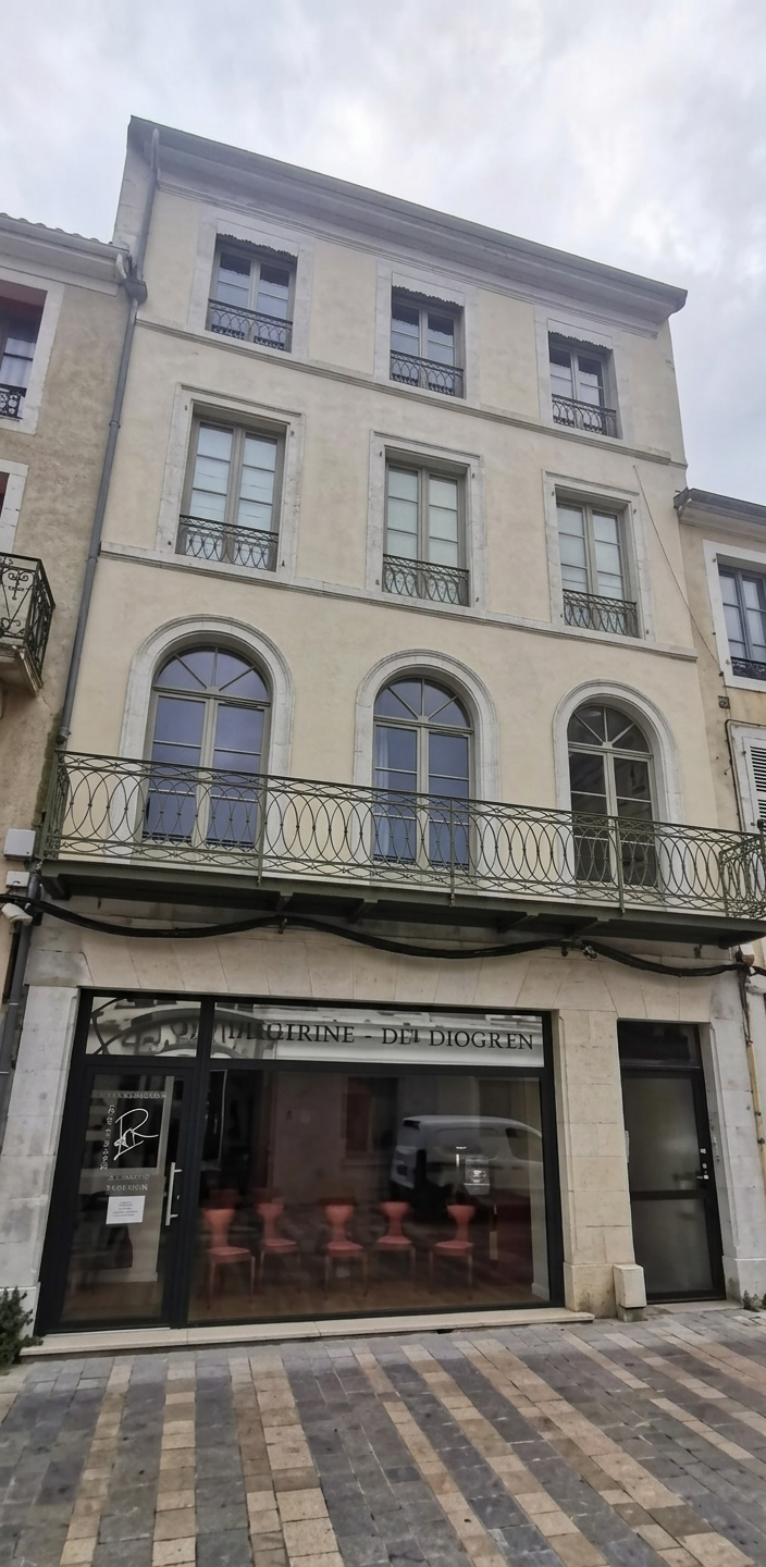 Bien neuf  : RUE SAINT-LOUIS