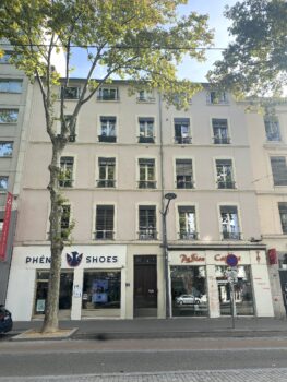 Bien neuf  : CHARLEMAGNE