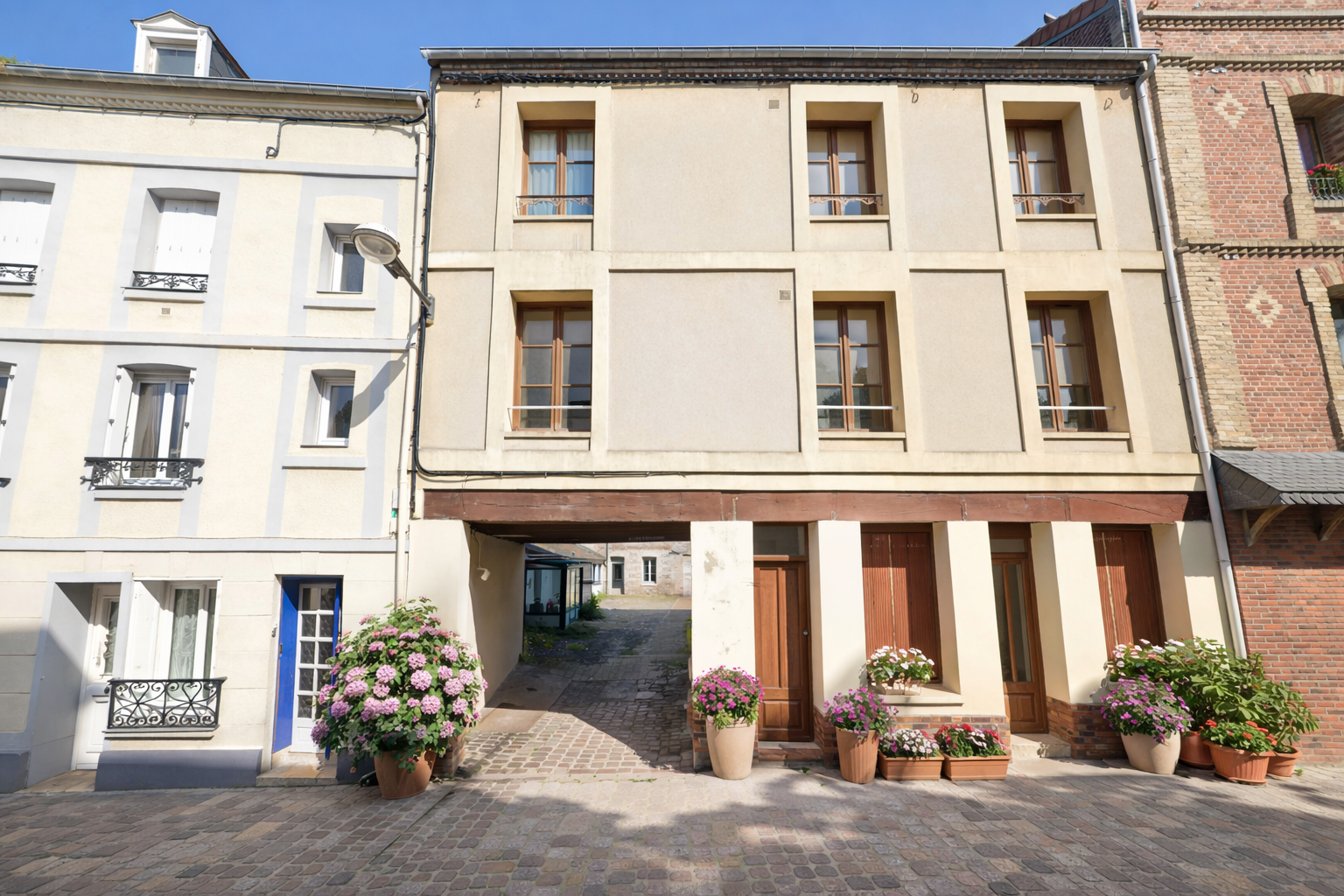 Bien neuf  : LE PASSAGE DES LIMES