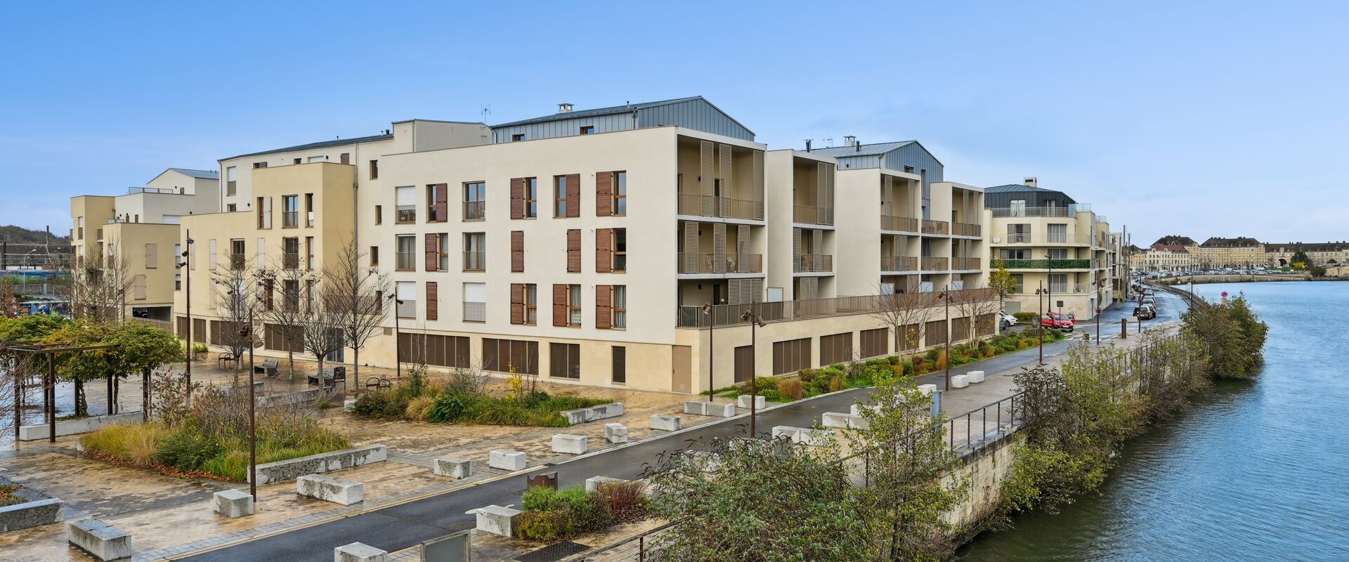 Bien neuf  : COTE QUAI