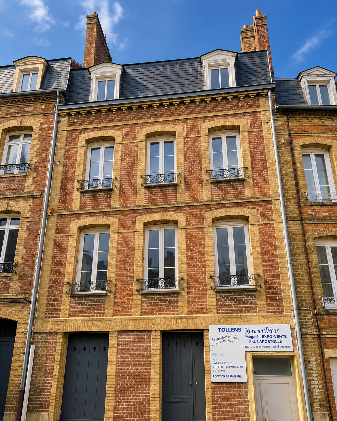 Bien neuf  : BRIQUES ROUGES