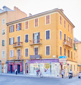 Bien neuf  : Le 12 Risso – Surélévation