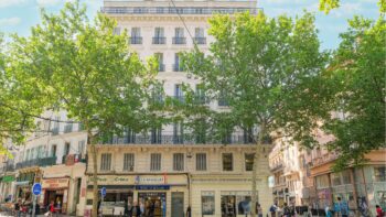 Bien neuf  : MARSEILLE : La Canebière